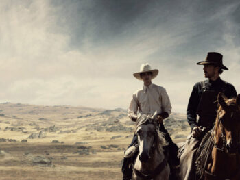 জেন ক্যাম্পিয়নের দ্য পাওয়ার অব দ্য ডগ চলচ্চিত্রে ফিল বারবাঙ্ক এবং ম্যাকফি, প্রথমবার একসাথে হর্স রাইডের সময়